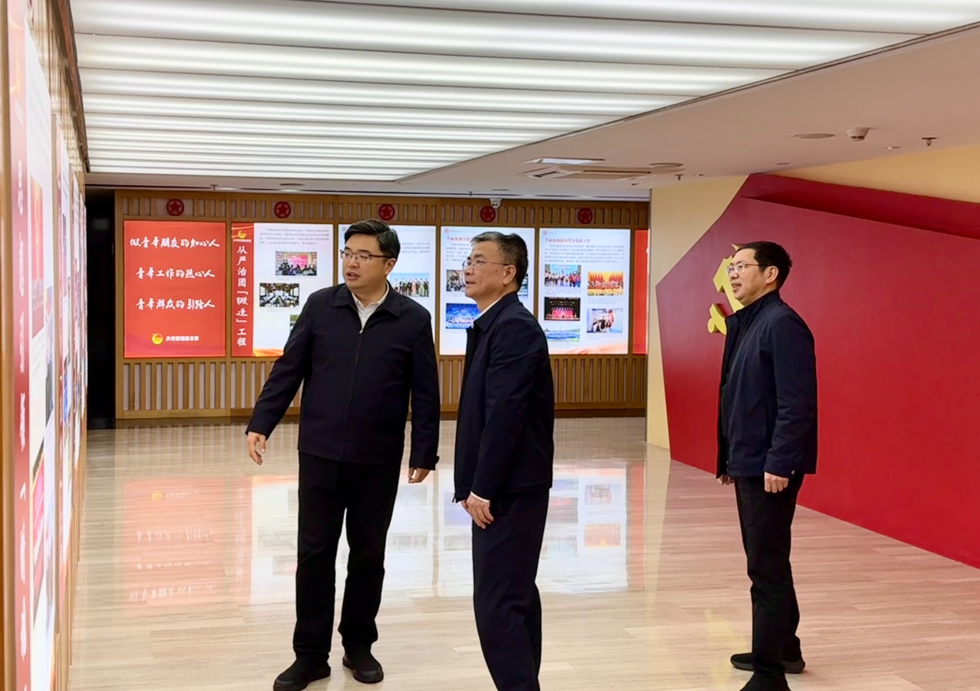 團委參觀.jpg